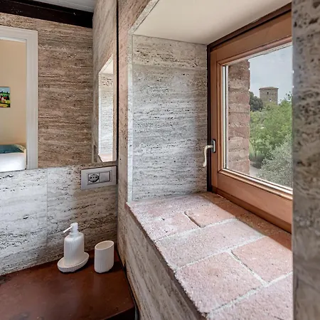 Chianti Design Infinity Pool Shared