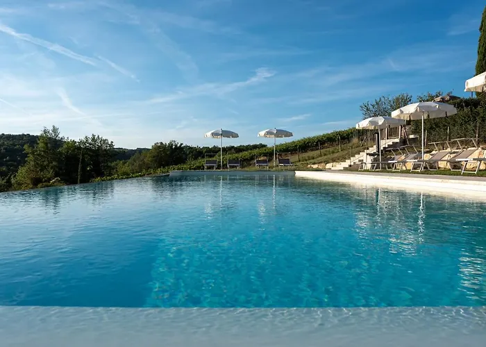 Chianti Design Infinity Pool Shared فندق مبيت وإفطار