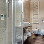 Chianti Design Infinity Pool Shared Bed and breakfast
