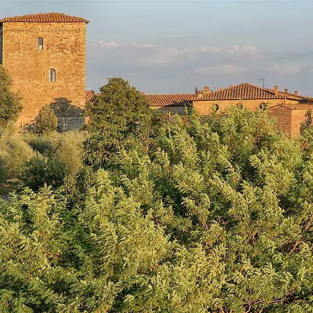 Chianti Design Infinity Pool Shared Bed & Breakfast 3*